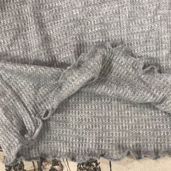 Willow & Clay Thermal Crop Top - Picture 5 of 5